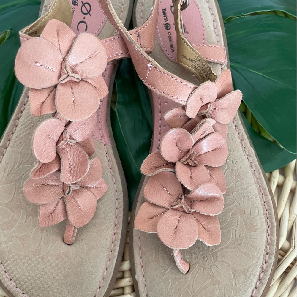 B.O.C Born Out Of Concept leather Blush Pink Nude Floral Flat Sandals Size 39/8 - Picture 8 of 16